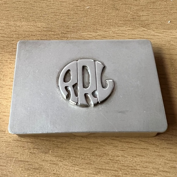 LEONORE DOSKOW ANTIQUE VINTAGE STERLING SILVER MONOGRAMMED VANITY PILL SNUFF BOX